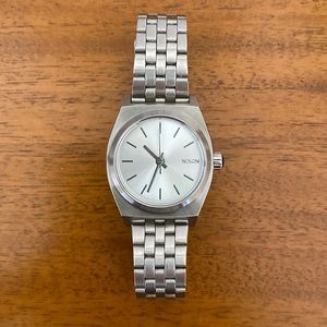 Nixon Time Teller Watch
